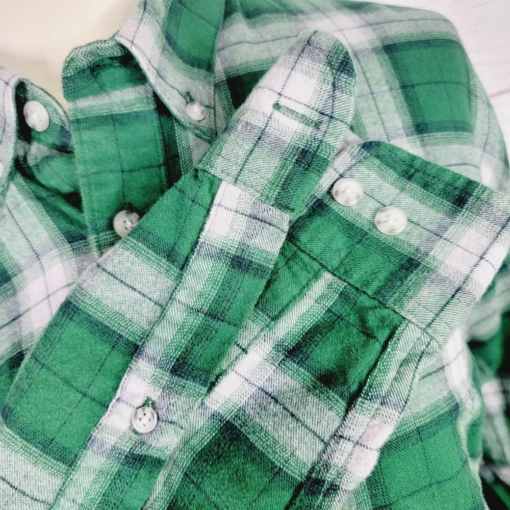 Cabela's Cotton Plaid Button Up Shirt - Picture 5 of 7